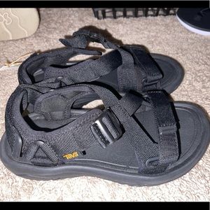 Women’s Hurricane Verge Tevas